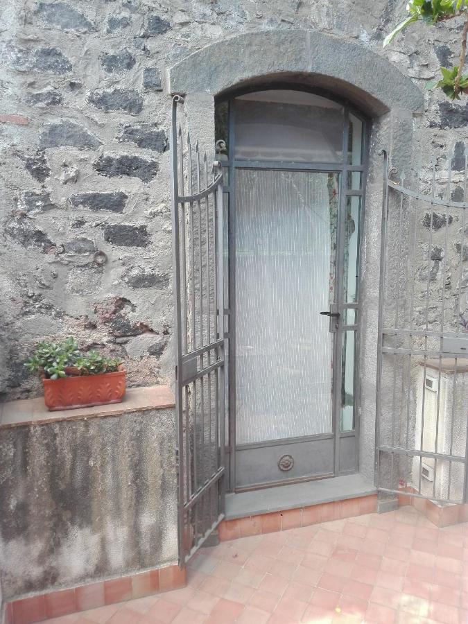 Bouganville Catane Extérieur photo