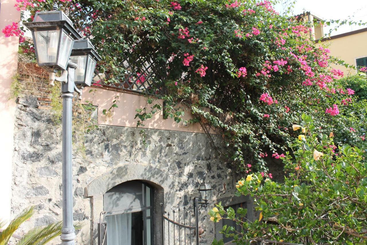 Bouganville Catane Extérieur photo